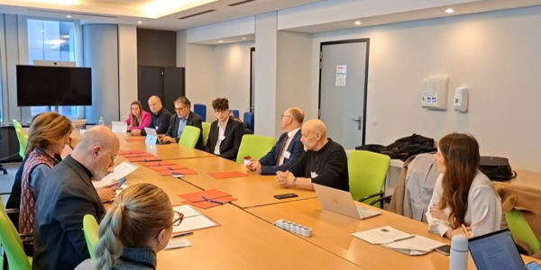 La Junta Directiva de Euro Coop se reúne en Bruselas y mantiene encuentros en el Parlamento Europeo
